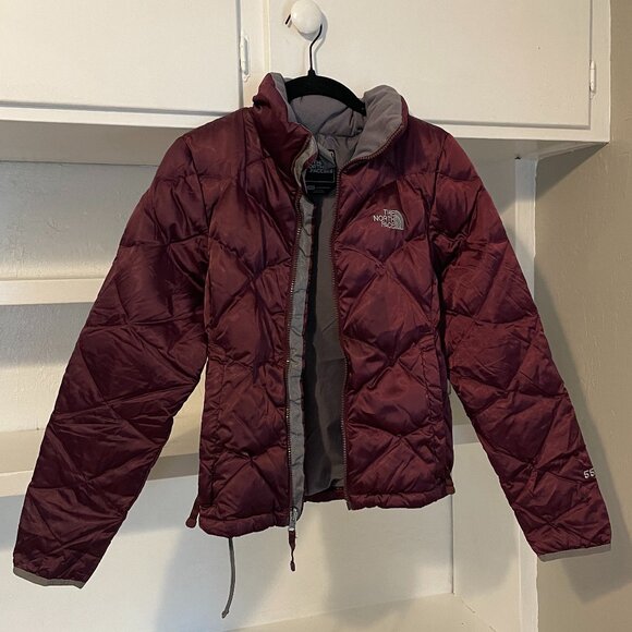 The North Face Burgundy 550 ALIS Full-Zip Goose Down Insulated Nylon Puffer Jack - Picture 5 of 13